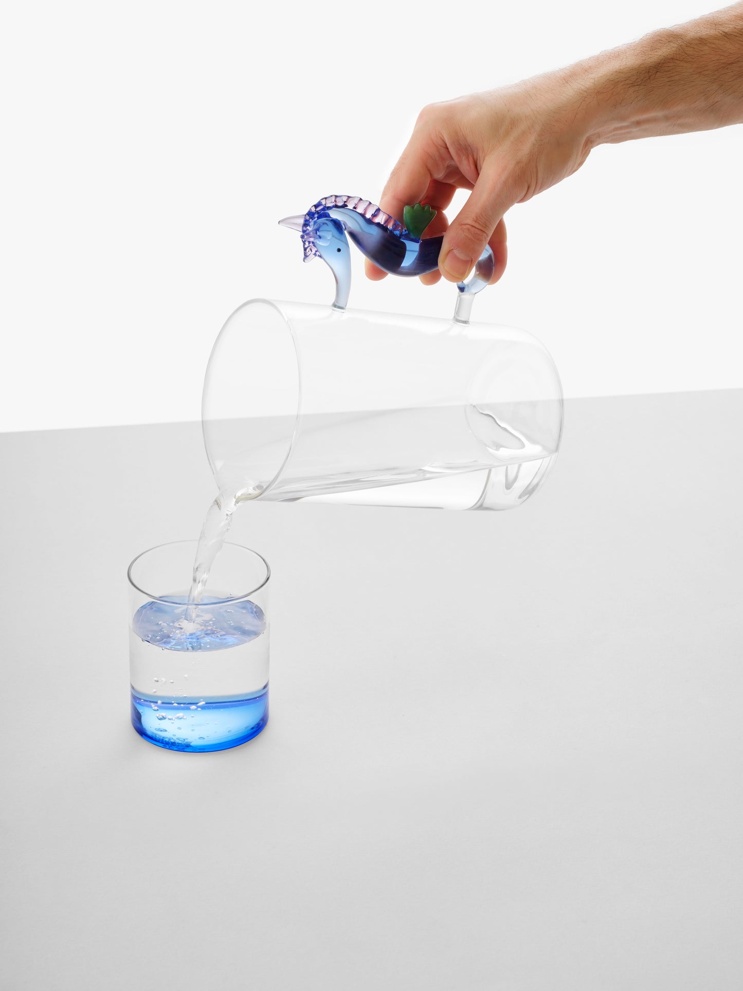 MARINE GARDEN - jug seahorse blue