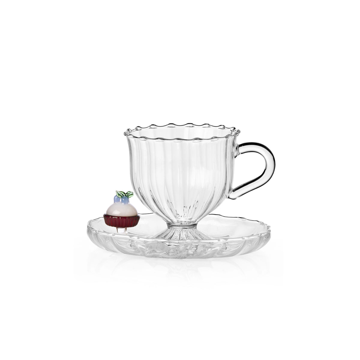 PATISSERIE - tea cup w/saucer blueberry cake