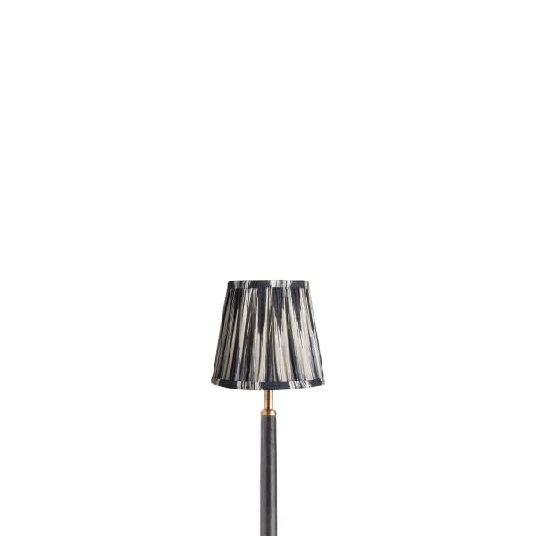 SINGLE CHUKKA CORDLESS WALL FIXTURE WITH TALL TAPERED SHADE