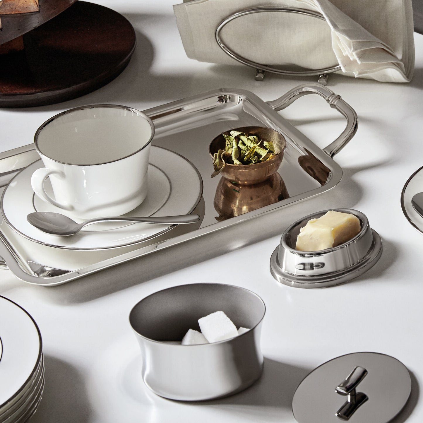 ELITE TRAY