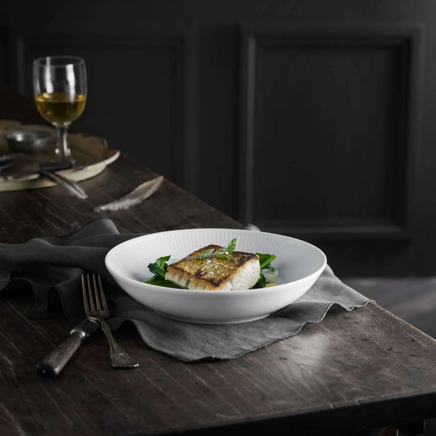 PLISSE SHALLOW BOWL 23cm.