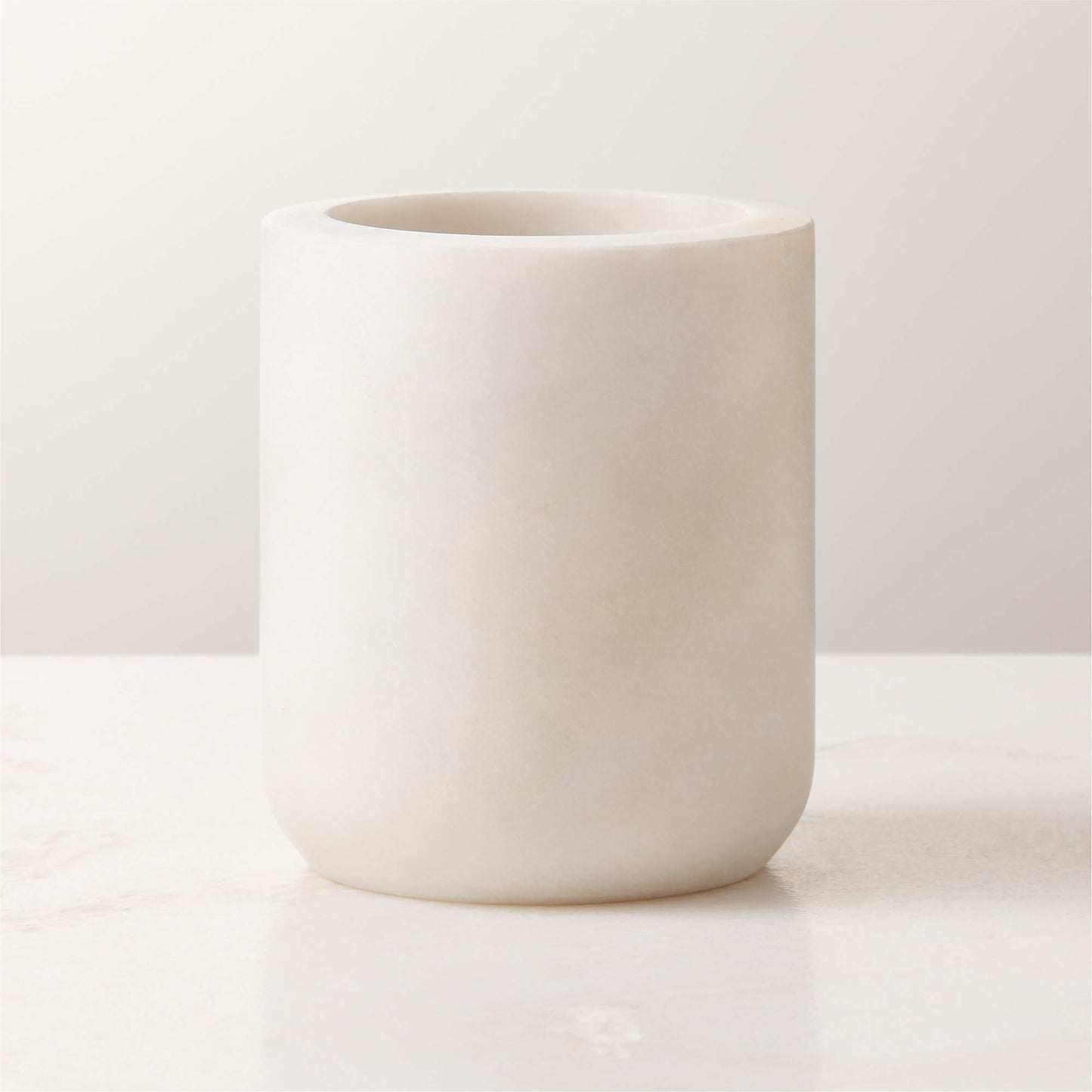 TOOTHBRUSH HOLDER - WHITE