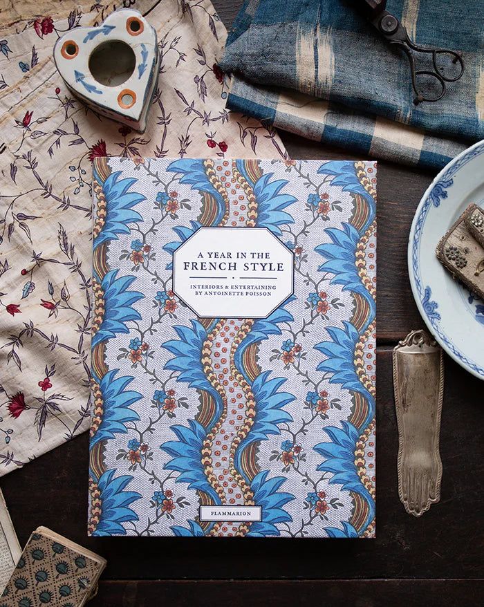 BOOK - ANTOINETTE POISSON'S