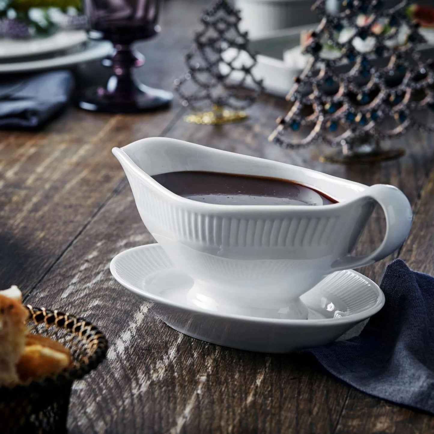 PLISSE - SAUCE BOAT WITH HANDLE