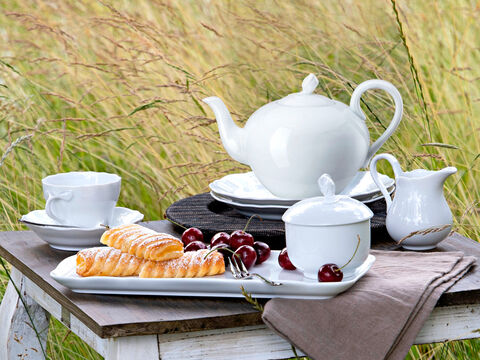 MARIA THERESIA - ESPRESSO SAUCER