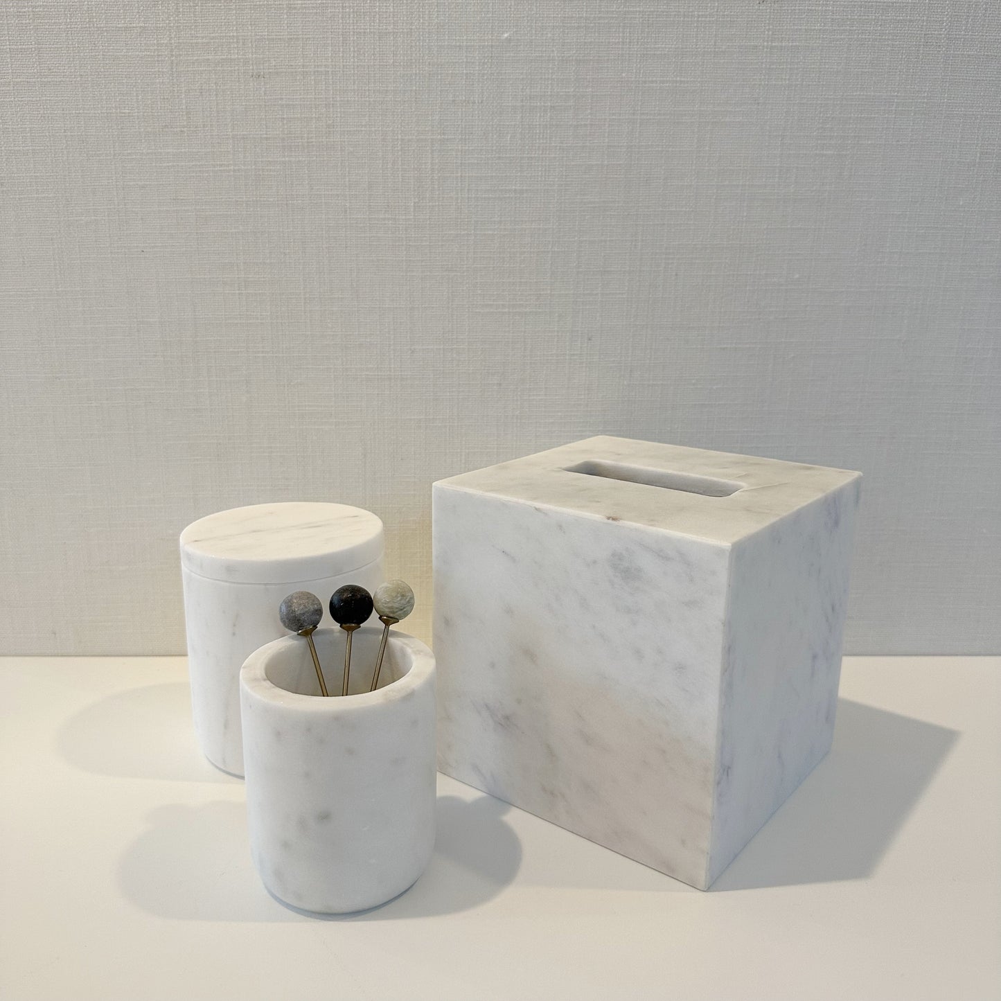 TISSUE BOX COVER - WHITE