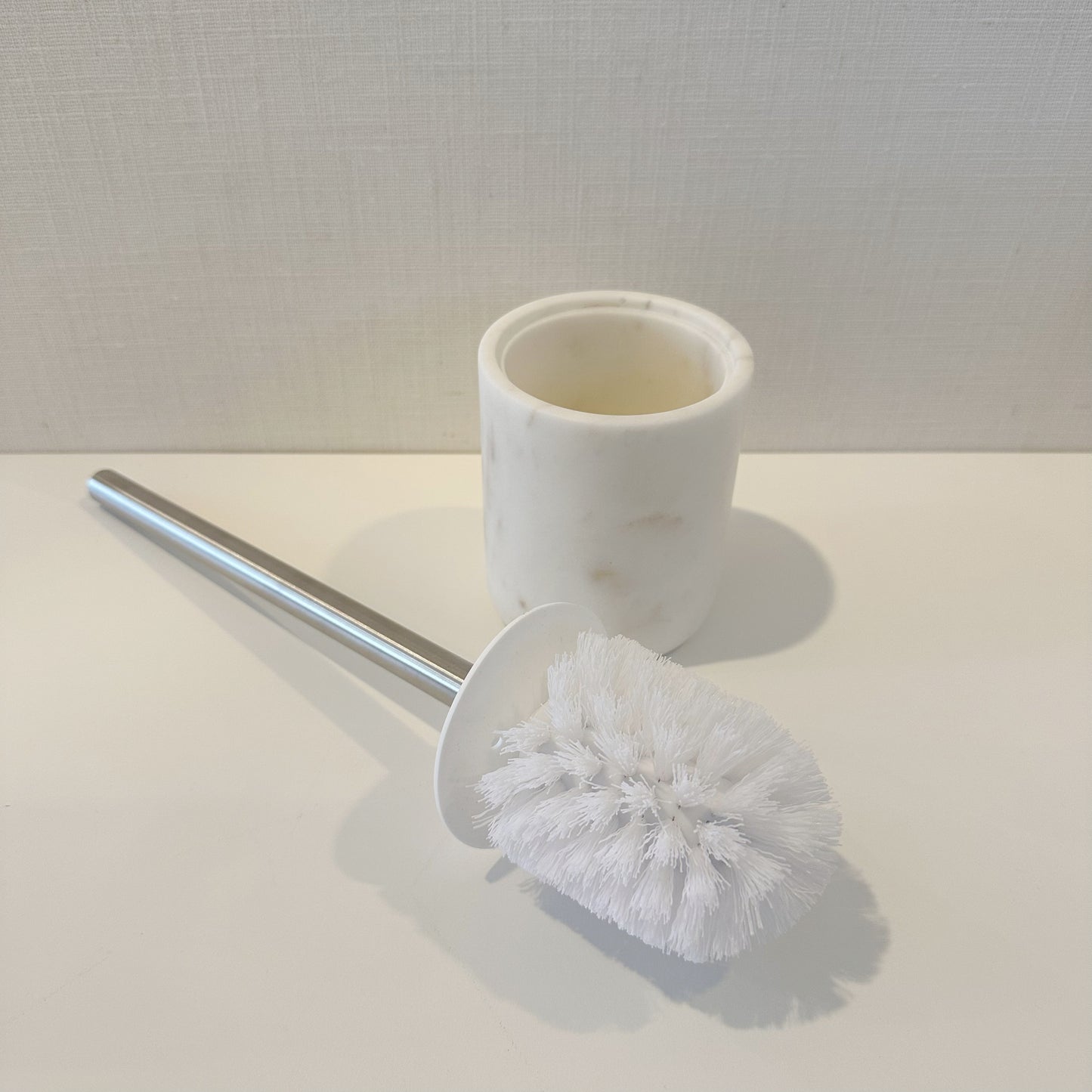 TOILET BRUSH - WHITE