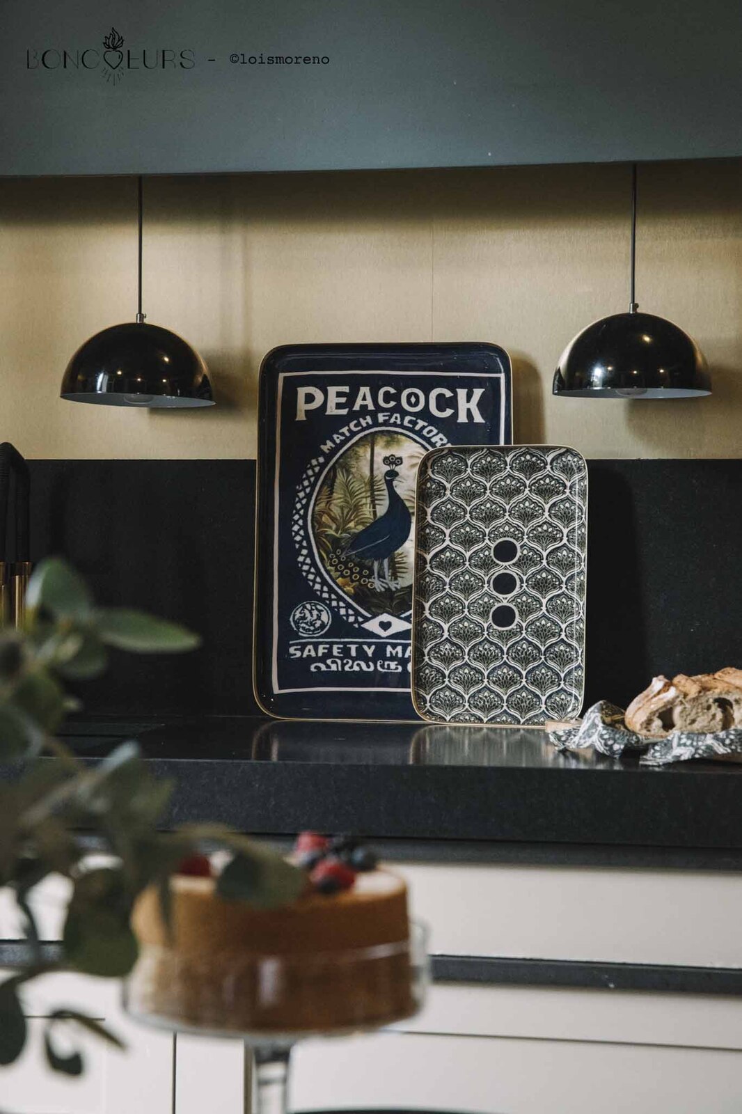 RECEPTION TRAY - PEACOCK
