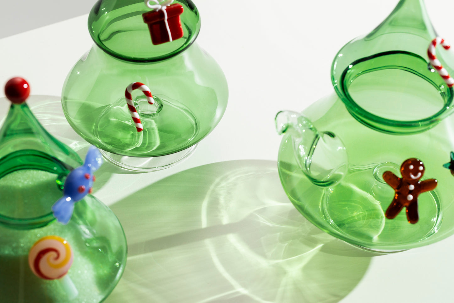 CHRISTMAS - FOOTED PLATE CHRISTMAS TREE