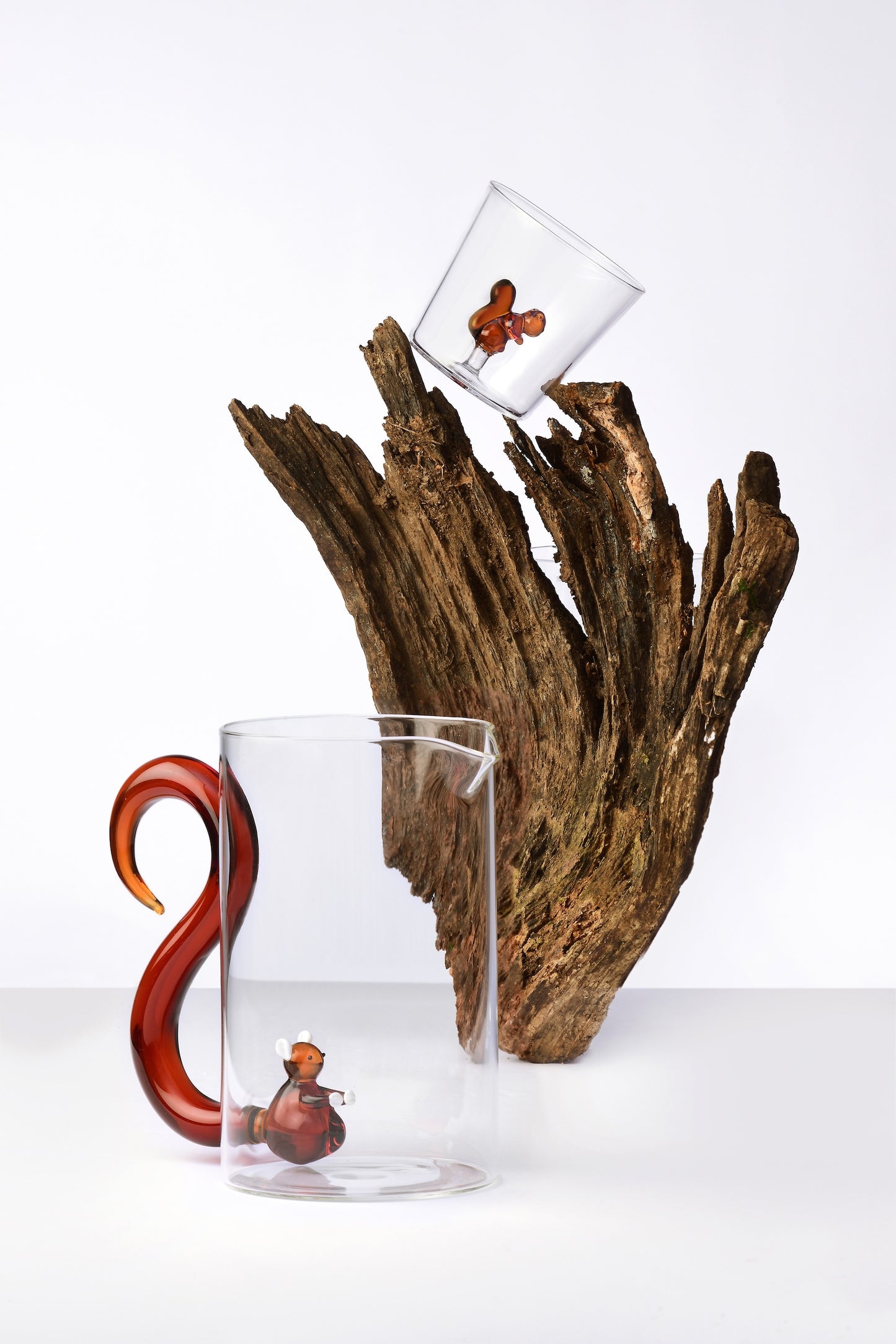 ANIMAL FARM - PITCHER SQUIRREL