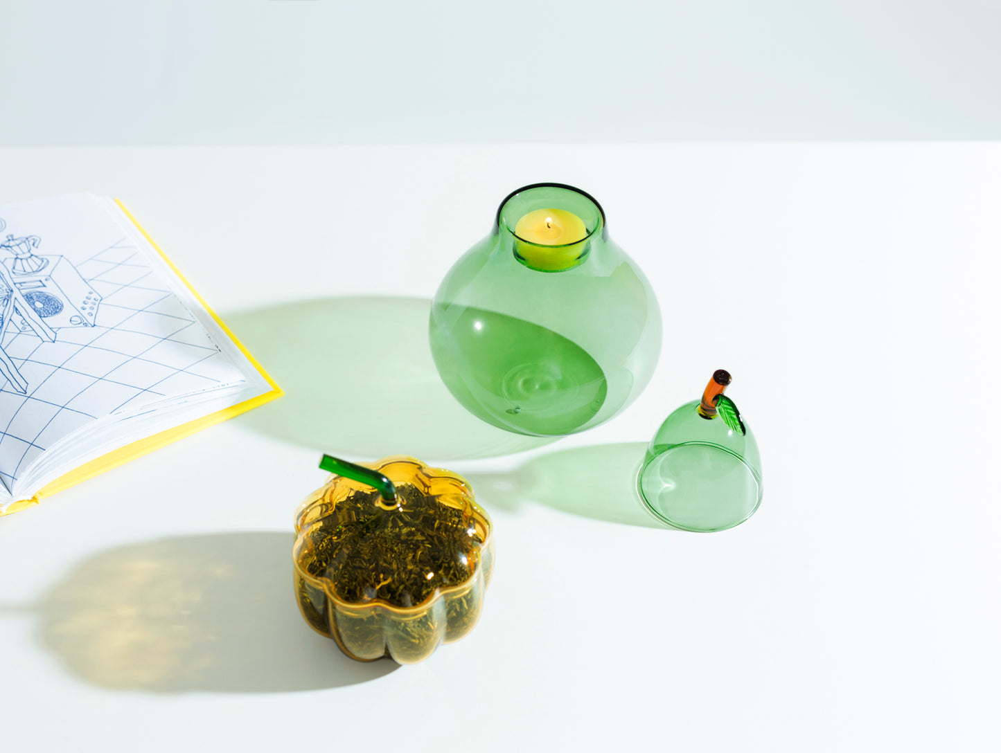 FRUIT & FLOWERS - pear tealight