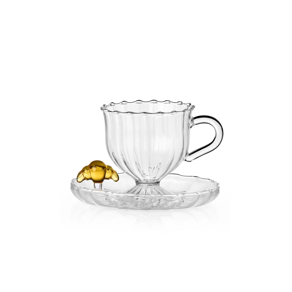 PATISSERIE - tea cup w/saucer croissant