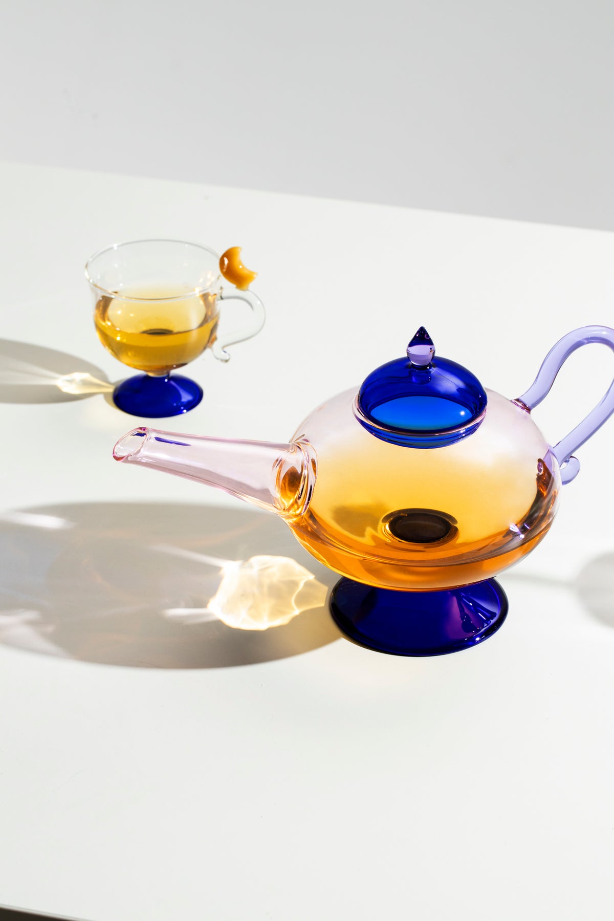 SOGNI D'ORIENTE - pink teapot blue lid