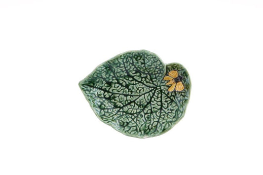 Countryside Leaves - Leaf Begonia with Butterfly