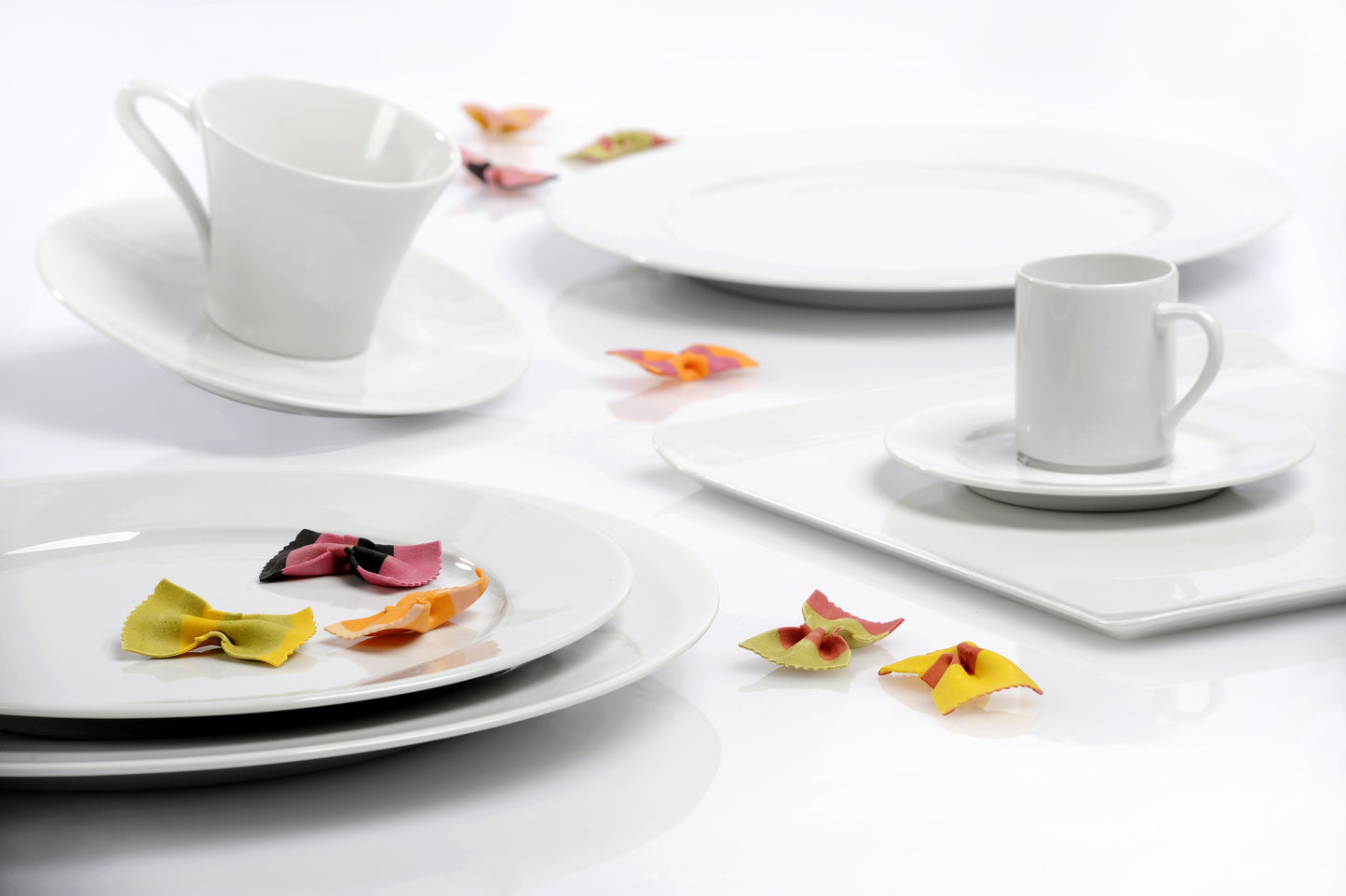 VALENCAY BREAD PLATES 17cm.