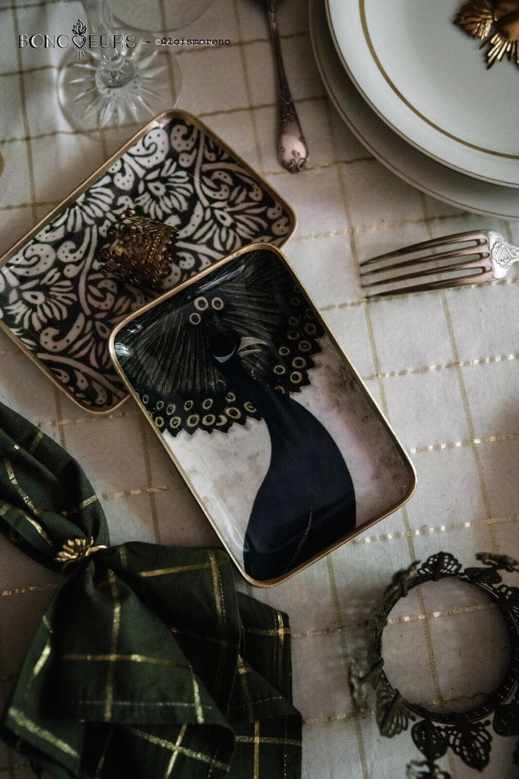 SOLO TRAY - PEACOCK