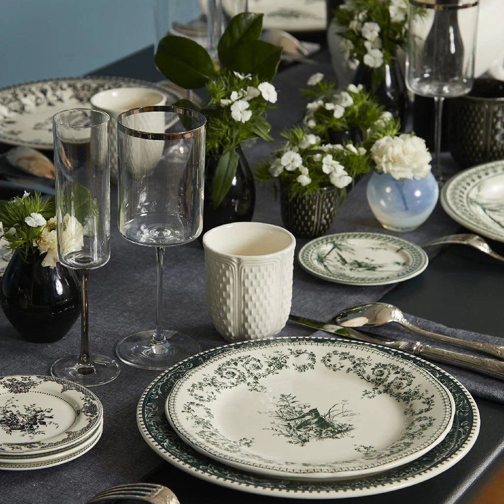 LES DEPAREILLEES GREEN - DINNER PLATE BLASON