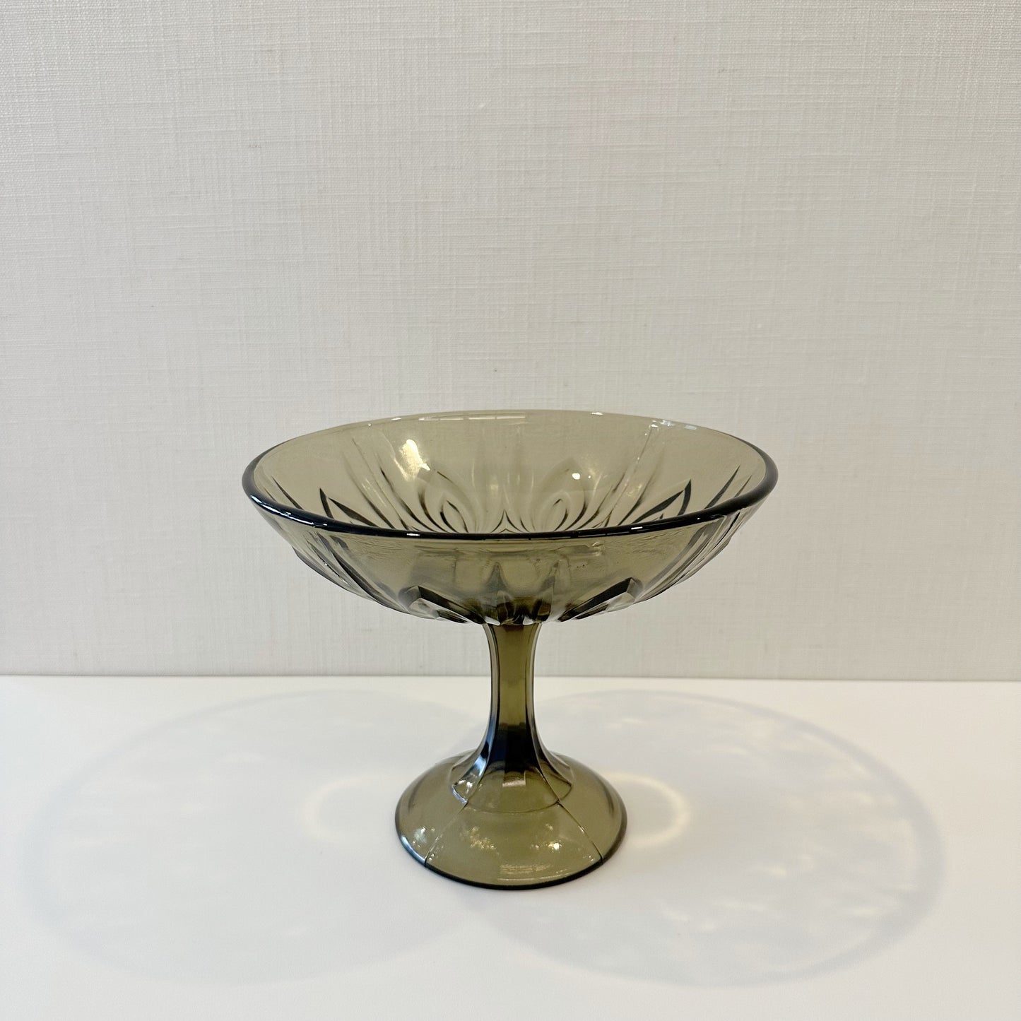 COLOR CAKE STAND 1
