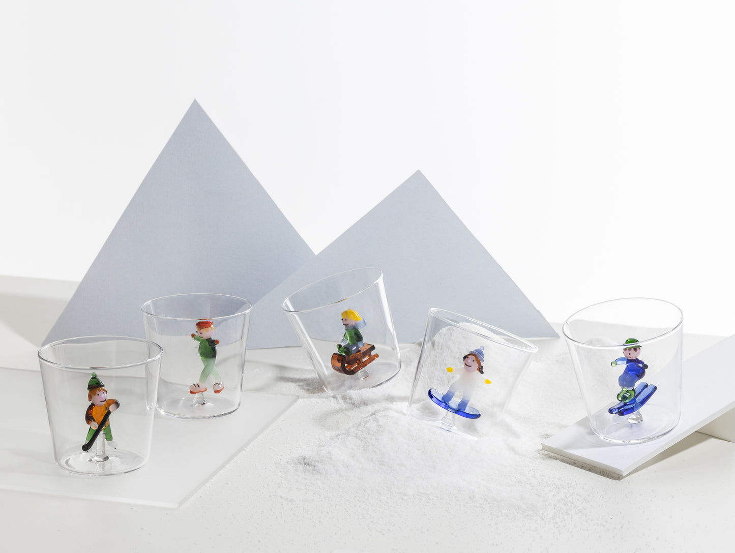 SNOW GAMES - Tumbler kid and ice hockey